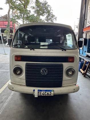 VOLKSWAGEN KOMBI 1.4 MI STD 8V FLEX 4P MANUAL VOLKSWAGEN KOMBI 1.4 MI STD 8V FLEX 4P MANUAL